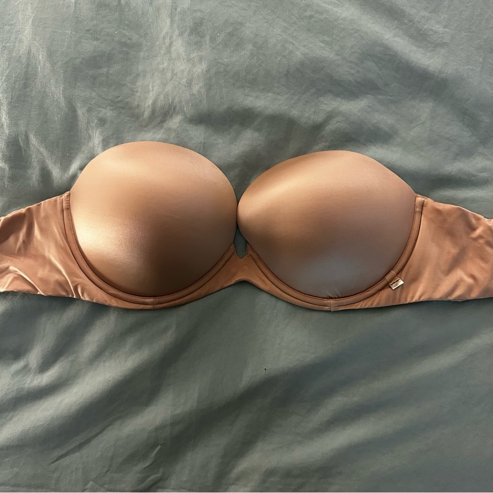 Victoria Secret strapless bra